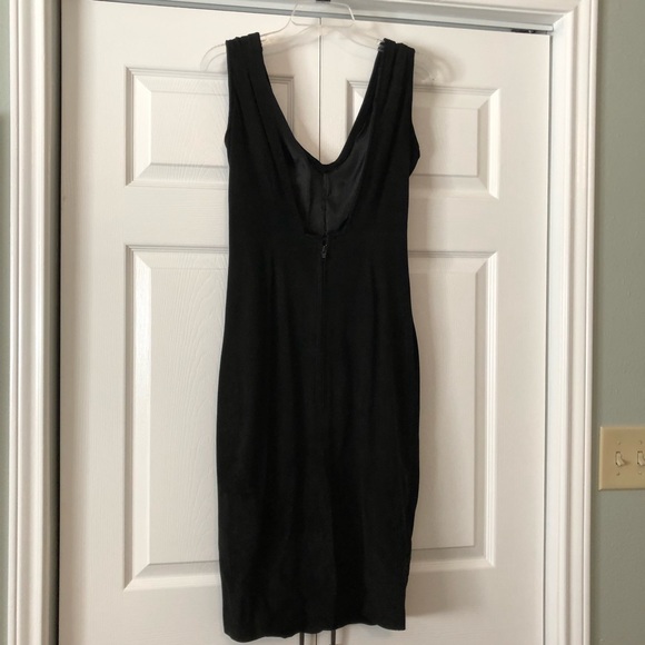 Size 6 woman’s ultra suede cocktail dress - Picture 3 of 4